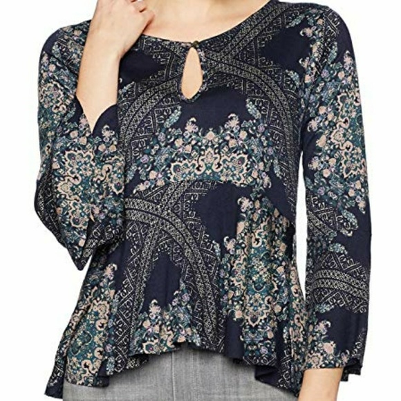 Lucky Brand Tops - •NWT LUCKY BRAND• Printed Bell Sleeve Top.